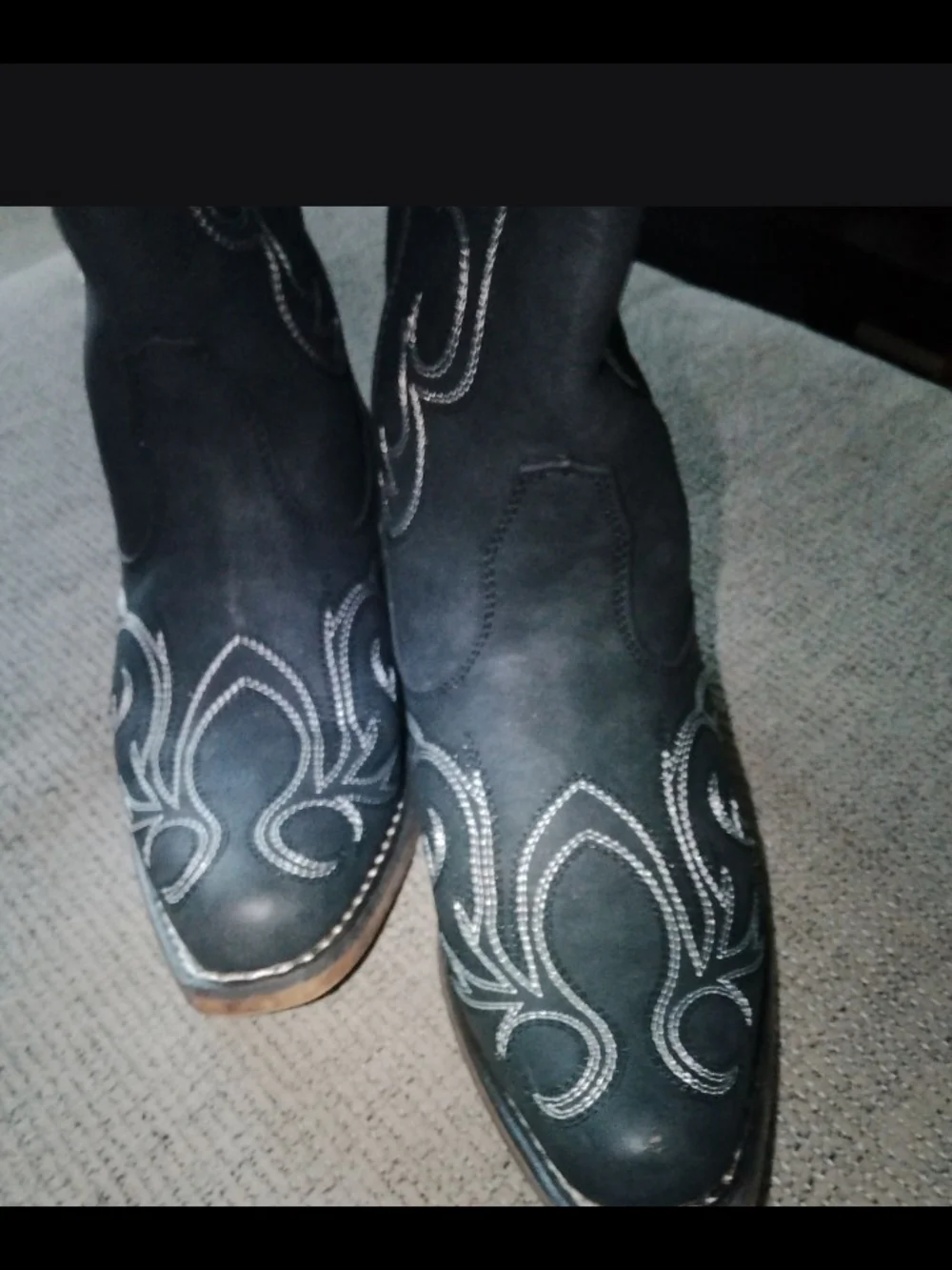 Like New! Women's ROPER Cowboy Boots Size 6